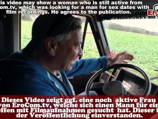 Heiße Milf mit kleinen Titten wird von ihrem Kumpel im Wohnmobil gebumst