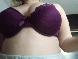 I love to show you my tits baby, I'd love you touch me