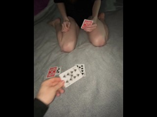 Проиграла в карты на раздевание, трахнул друг парня.