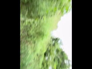 Sesión de fotos en Cancún, convenzo a camarógrafo de culear en la selva!