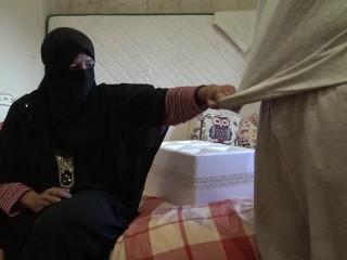 زوجة الأب التونسية وابن زوجها يمارسان الجنس المحرم ARAB TUNIS SEX