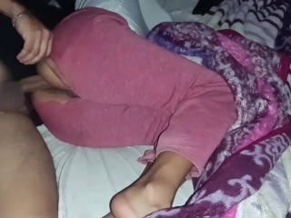 Después de las fiestas follando a la hijastra de mi esposa (PORNO EN ESPAÑOL).