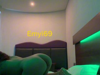 Cogiendo con mi cita de Tinder en un hotel