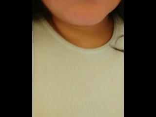 Con el culo Sudado y la tanga mojada me corro y hago squirt