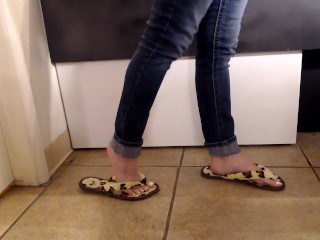 Leopard Flip Flops Back View Shoeplay