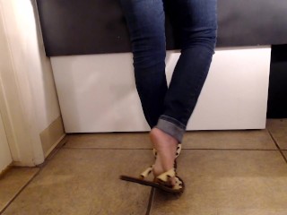 Leopard Flip Flops Back View Shoeplay