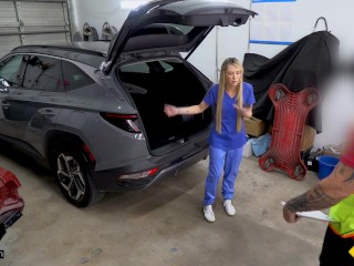 Roadside - Ashley Tee Gets Her Car And Her Pussy Worked On