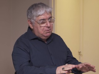 Mi hermanastra me pidio acompañarla a un casting porno. Ft Sr. mono and Albx09