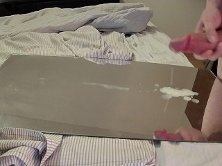 Big load of cum on the mirror 😈💦