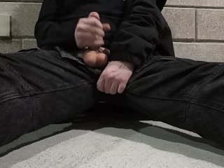 Skater Boy Cums All Over Himself At The Skatepark