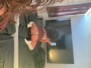 Vagina Rosada, Vagina latina, una flaquita cabello Rizado Falda cortita Latinas 💝