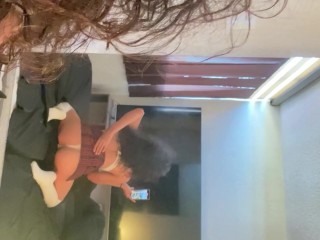 Vagina Rosada, Vagina latina, una flaquita cabello Rizado Falda cortita Latinas 💝