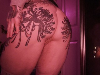 Lior Dandy-Thick Butch Dyke,Spreading my Big Soft Cheeks, Showing off my Pink Slit