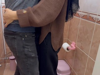 best public sex wc سکس توالت عمومی سکس هیجانی ایرانی مکالمه ارضا دختر سرپا