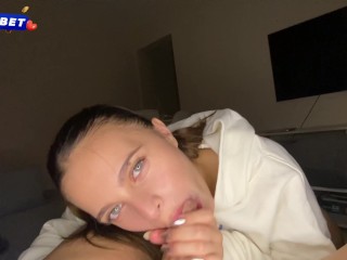 Pequeña puta UNIVERSITARIA de la UBA cogiendo fuerte | Argentina