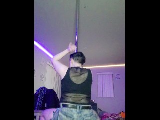 Pew pew cum spew🍑💦