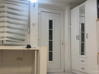 I met delivery guy naked. He did not want to go away.