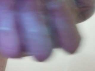 Er wollte ein Bad nehmen, beschloss aber, etwas Spaß zu haben