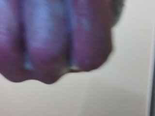 Er wollte ein Bad nehmen, beschloss aber, etwas Spaß zu haben