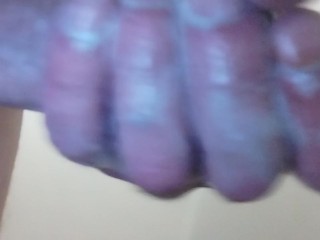 Er wollte ein Bad nehmen, beschloss aber, etwas Spaß zu haben