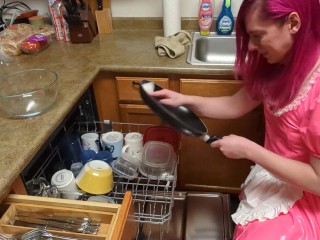 Trans Rubber Sissy Maid Doing Dishes