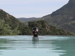 Asianrubberdoll in paradise