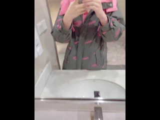 [LUMI_053] 地铁卫生间打胶