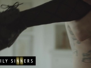 FAMILY SINNERS - Beautiful Ebony Girl Offers To Suck Her Step Father's Big Throbbing Cock