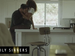 FAMILY SINNERS - Beautiful Ebony Girl Offers To Suck Her Step Father's Big Throbbing Cock