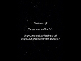 Elle m'offre à Noël pour un trio HFF torride,  et il éjacule sur nos culs de salope ul de salope