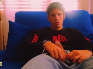 I Masturbate My Big Cock With 2 Hands And Cum Too Much 💦