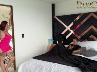 MY FRIEND CATCH3S ME MASTURBATING AND WE END UP FUCKING