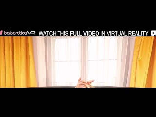 Solo hot Victoria Pupp naked on the sofa in VR.