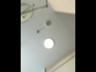 Beautiful milf pissing in toilet and find a big dildo! What do Yu think she will do? - Tatas