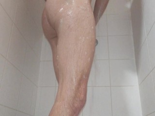 Showering and Detailed Ass Shaving Dutch Guy 2160p Part1