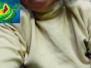 BBW Weatherwomen Predicts Squirting Showers