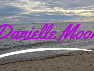 Danielle Moon sweet enjoying on the Koh Samui island