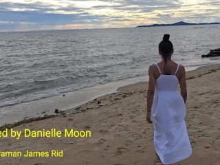 Danielle Moon sweet enjoying on the Koh Samui island