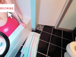 she squirts massive piss all over my cock