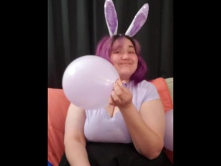 Crazy Fat Girlfriend Inflating Balloons