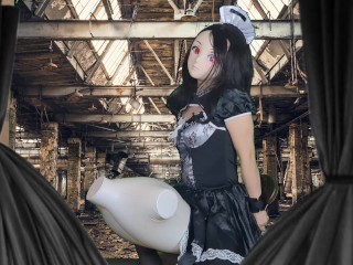 HENTAI Aibu。廃墟。メイド。マネキンでオナニー。