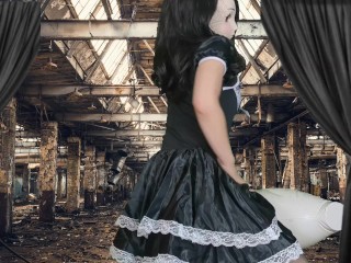 HENTAI Aibu。廃墟。メイド。マネキンでオナニー。