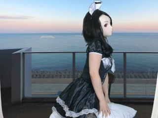 HENTAI Aibu。ベランダ。メイド。電動マッサージ機でオナニー。