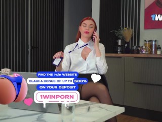 A busty secretary opened up for the boss to score a promotion / Office Sex