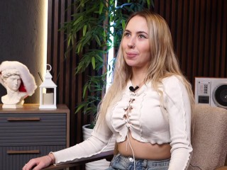 Answers to questions from Twitter subscribers. Together with Bella Mur