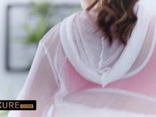 Steamy encounter with Ariana Van X