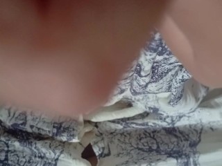 寝起きのオホ声チクニー♥️乳首シコシコしながらオホっていっぐう〜♥️