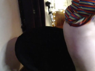 Laid Back Burp & Fart Session Hazel Sincaid