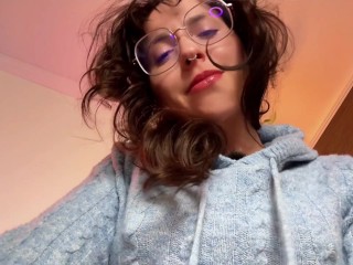 ASMR | Head Scratches and Whispers