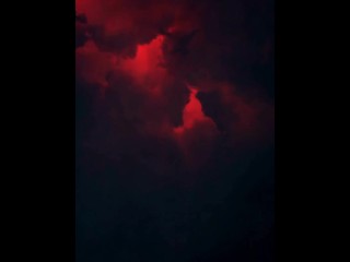 Se me puso dura cuando me iba de vacaciones en el micro